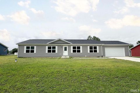 Photo of 4195 N Lighthouse Drive, Warsaw, IN 46582 (MLS # 202533793)