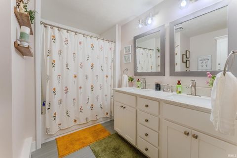 Tiny photo for 9451 S Meridian Road, Bunker Hill, IN 46914 (MLS # 202624445)