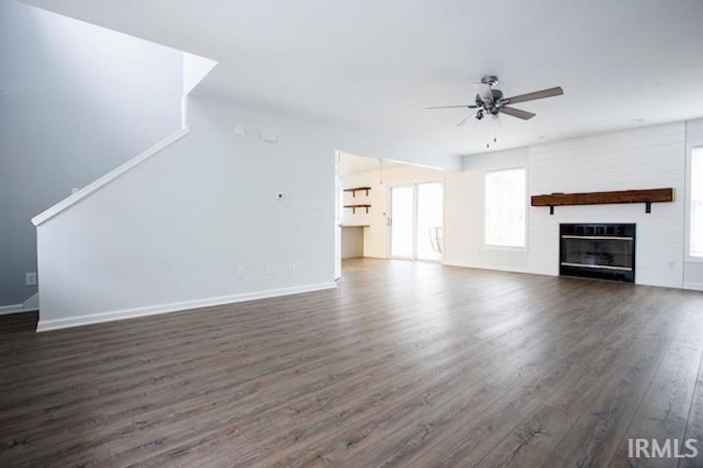 Photo of 1222 S Donington Court, Bloomington, IN 47401 (MLS # 202607563)