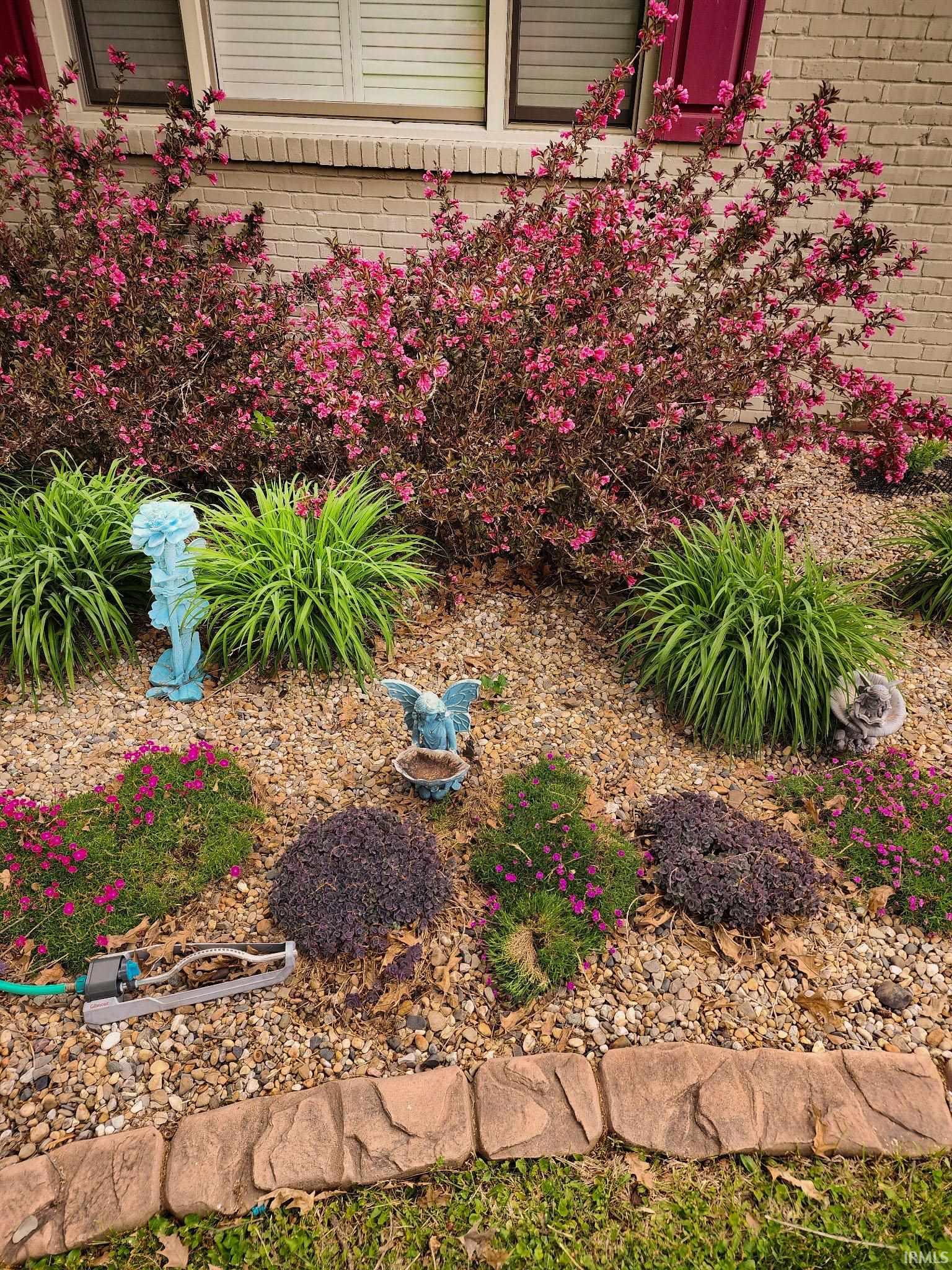 Evansville, Indiana 47715, United States, 3 Bedrooms Bedrooms, ,3 BathroomsBathrooms,Residential,Pending,26834