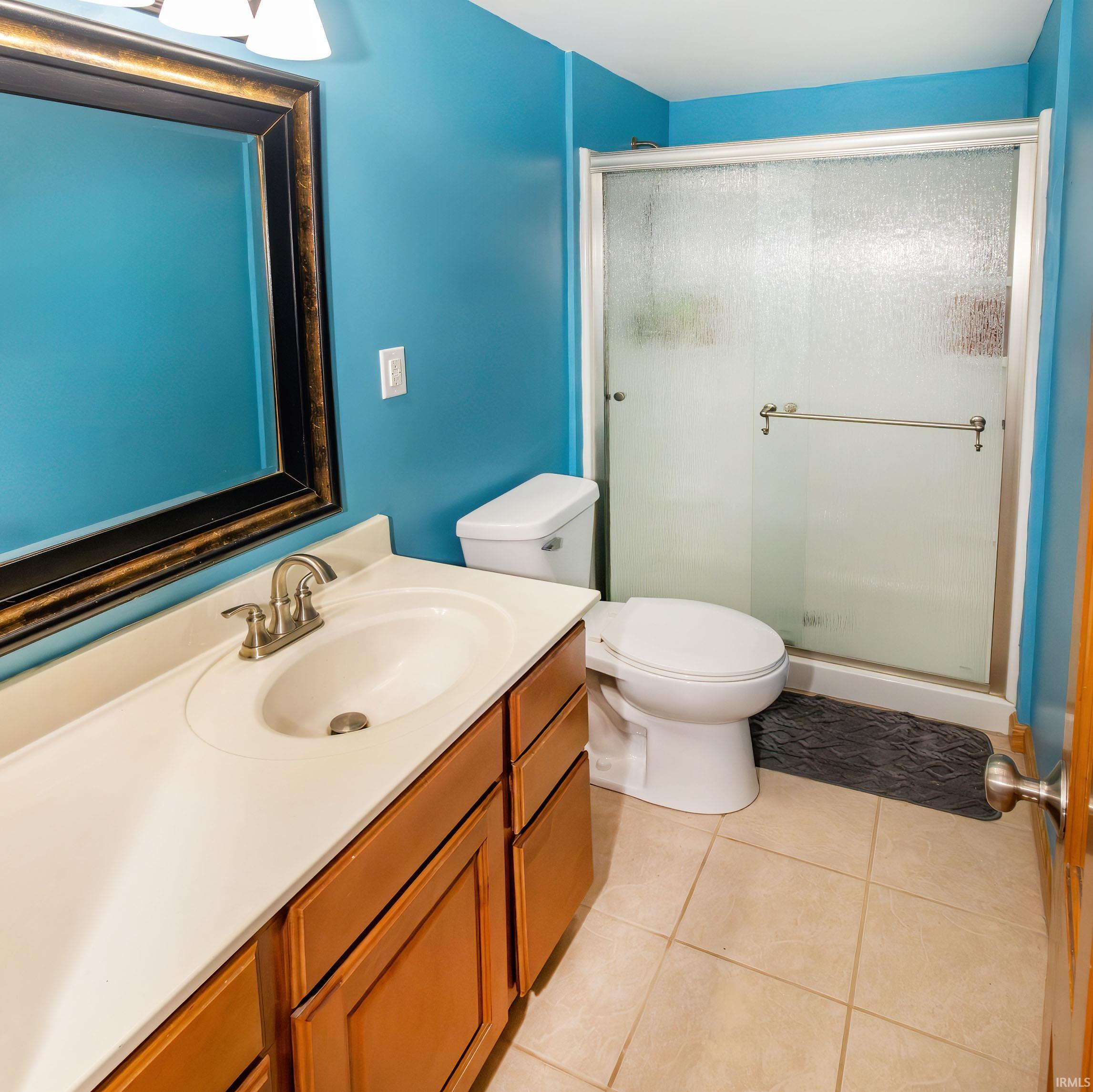 Evansville, Indiana 47715, United States, 3 Bedrooms Bedrooms, ,3 BathroomsBathrooms,Residential,Pending,26834