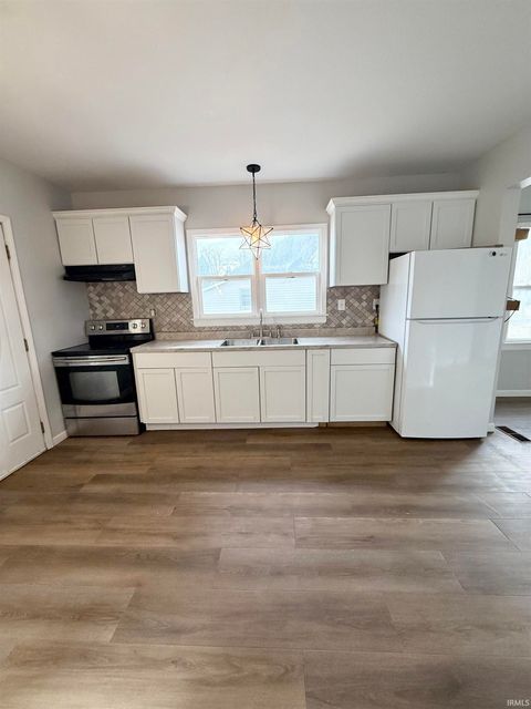 Tiny photo for 912 S Webster S Street Street, Kokomo, IN 46901 (MLS # 202601918)