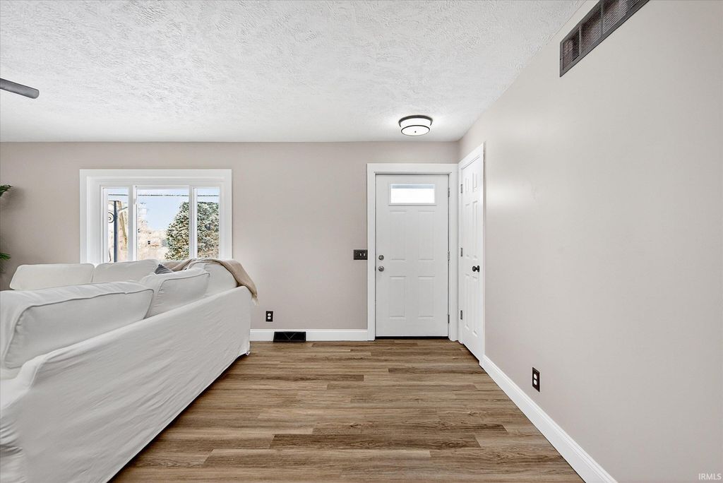 Photo of 105 E North Street, Rossville, IN 46065 (MLS # 202549023)