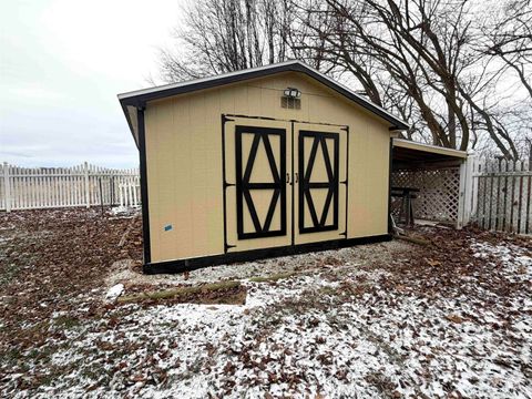 Tiny photo for 1317 W ZARTMAN Road, Kokomo, IN 46902 (MLS # 202601313)