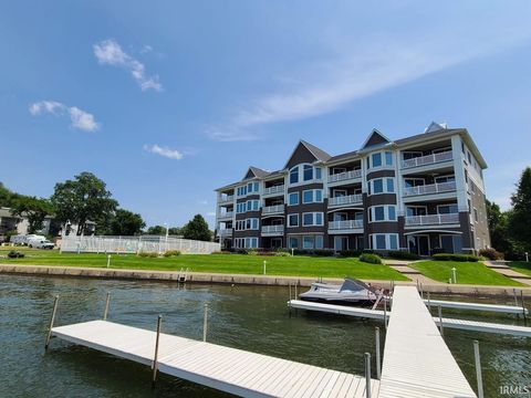 Tiny photo for 10005 N Turkey Creek Road #10, Syracuse, IN 46567 (MLS # 202627811)