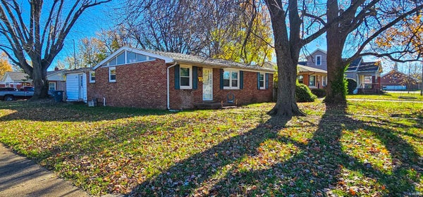 1850 LODGE AVE, EVANSVILLE, IN 47714 - Image e76c0968514b8e03cc98db3d747f37b2/3089569760