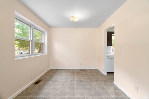 Tiny photo for 1120 Poplar Drive, Monticello, IN 47960 (MLS # 202544805)