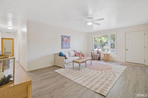 Tiny photo for 2103 W JEFFERSON Street, Kokomo, IN 46901 (MLS # 202534540)