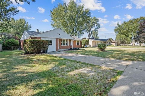 Tiny photo for 2103 W JEFFERSON Street, Kokomo, IN 46901 (MLS # 202534540)