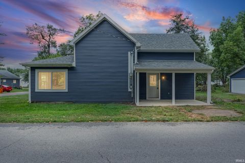 Tiny photo for 1031 N Agnew Street, Winamac, IN 46996 (MLS # 202538727)