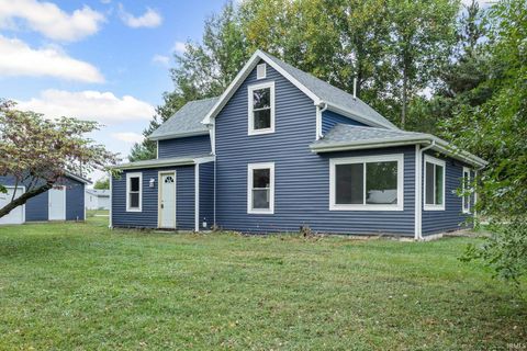 Tiny photo for 1031 N Agnew Street, Winamac, IN 46996 (MLS # 202538727)