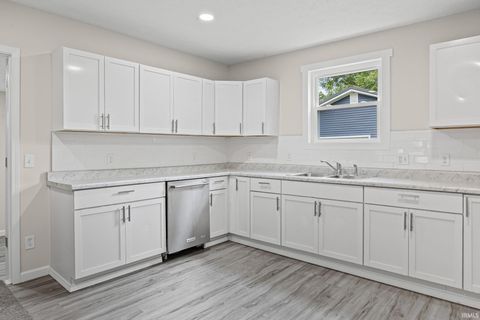 Tiny photo for 1031 N Agnew Street, Winamac, IN 46996 (MLS # 202538727)