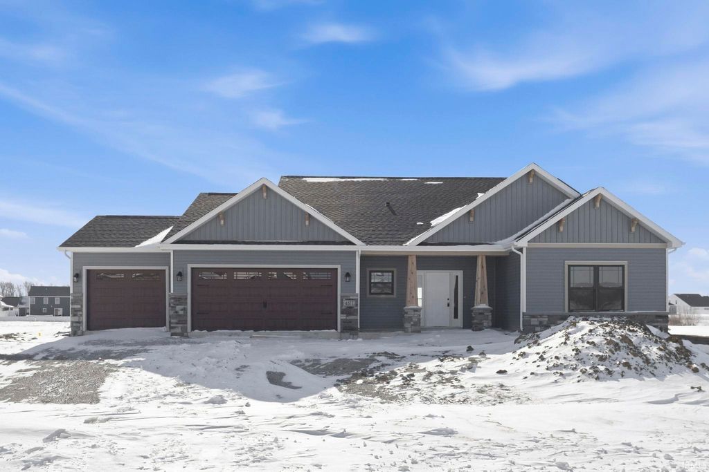 Photo of 4877 Silverstone Passage, Fort Wayne, IN 46818 (MLS # 202602946)