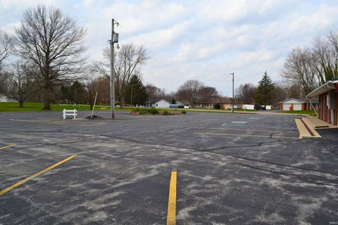 Tiny photo for 605 E 7th Street, Burlington, IN 46915 (MLS # 202611061)