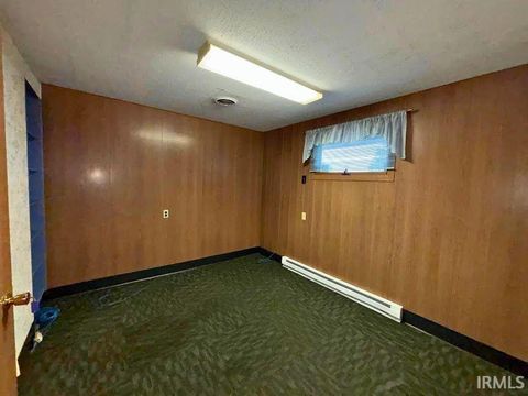 Tiny photo for 605 E 7th Street, Burlington, IN 46915 (MLS # 202611061)