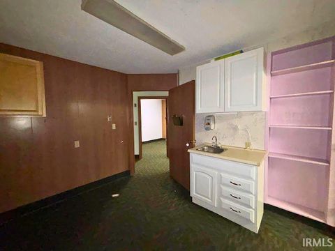 Tiny photo for 605 E 7th Street, Burlington, IN 46915 (MLS # 202611061)