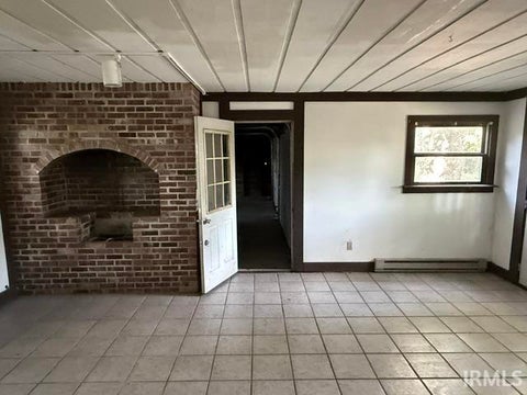 Tiny photo for 3777 N State Road 25, Logansport, IN 46947 (MLS # 202643914)
