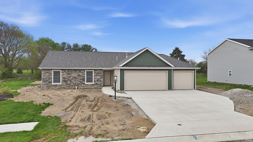 Photo of 17315 Fett Drive, Huntertown, IN 46748 (MLS # 202613719)