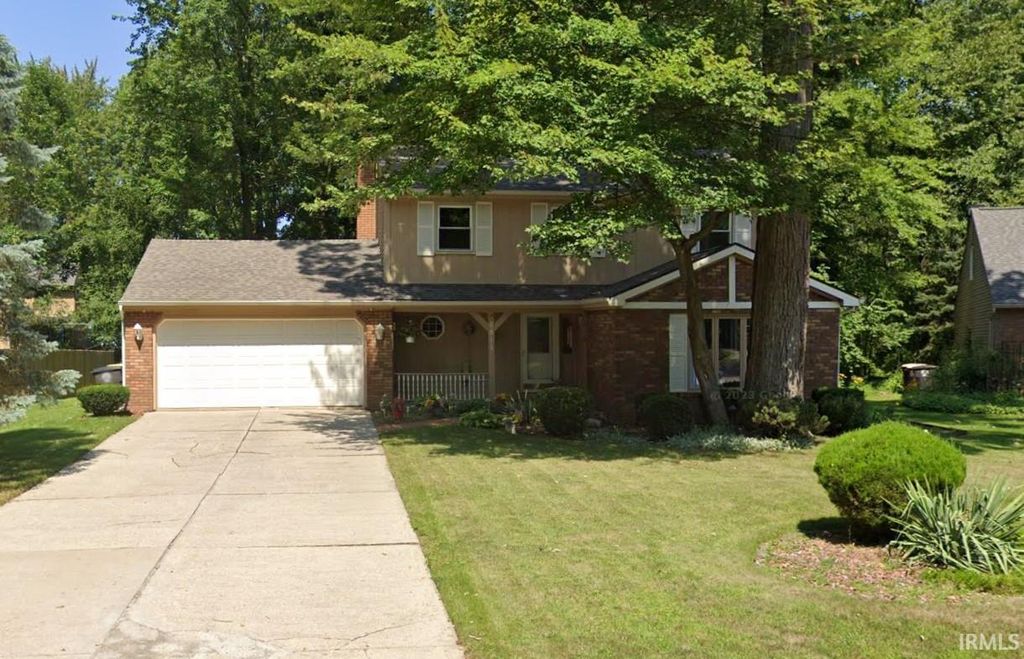 Photo of 6811 Shadowbrook Cove, Fort Wayne, IN 46835 (MLS # 202605877)