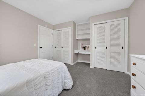 Tiny photo for 918 N HAWTHORNE Road, Marion, IN 46952 (MLS # 202614789)