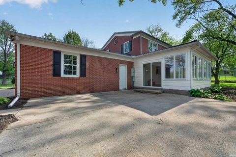Tiny photo for 918 N HAWTHORNE Road, Marion, IN 46952 (MLS # 202614789)