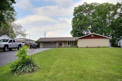 Tiny photo for 618 Rewill Drive, Fort Wayne, IN 46804 (MLS # 202621843)
