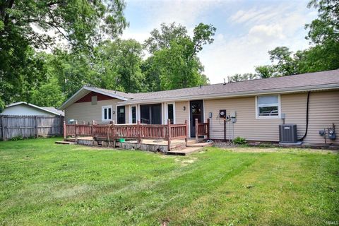 Tiny photo for 618 Rewill Drive, Fort Wayne, IN 46804 (MLS # 202621843)