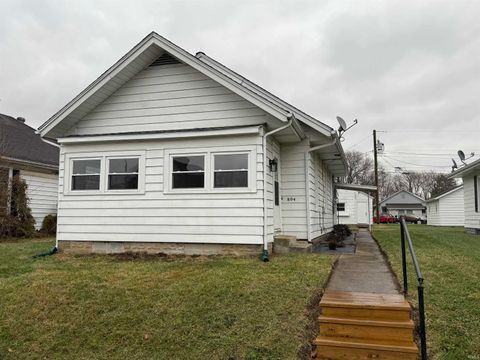 Photo of 804 S 20th Street, New Castle, IN 47362 (MLS # 202548649)