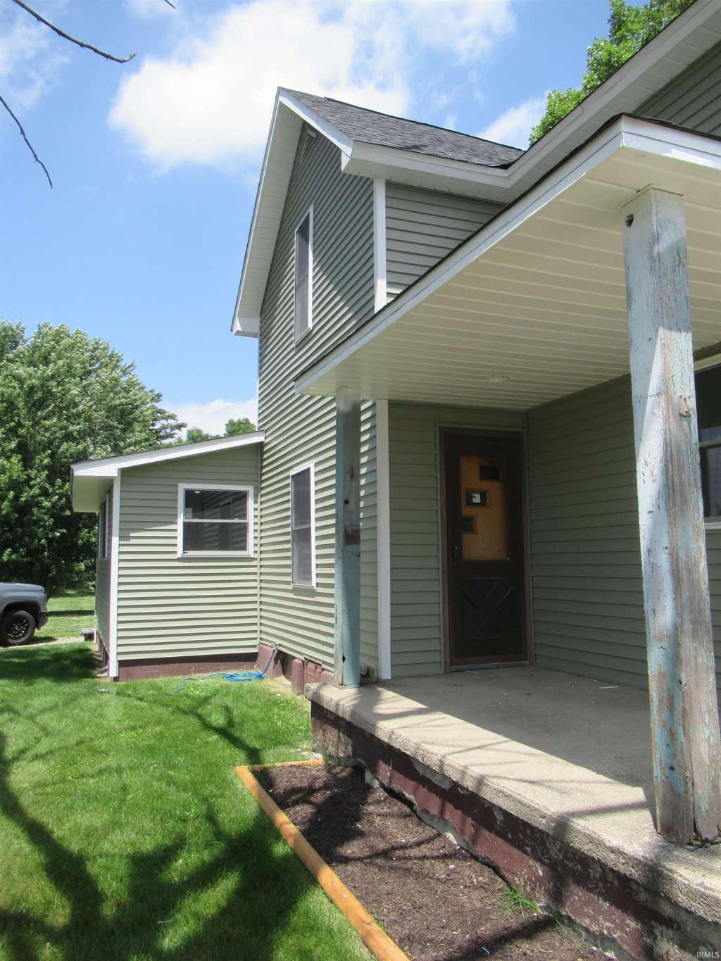 Photo of 719 Dowling Street, Kendallville, IN 46755 (MLS # 202630906)
