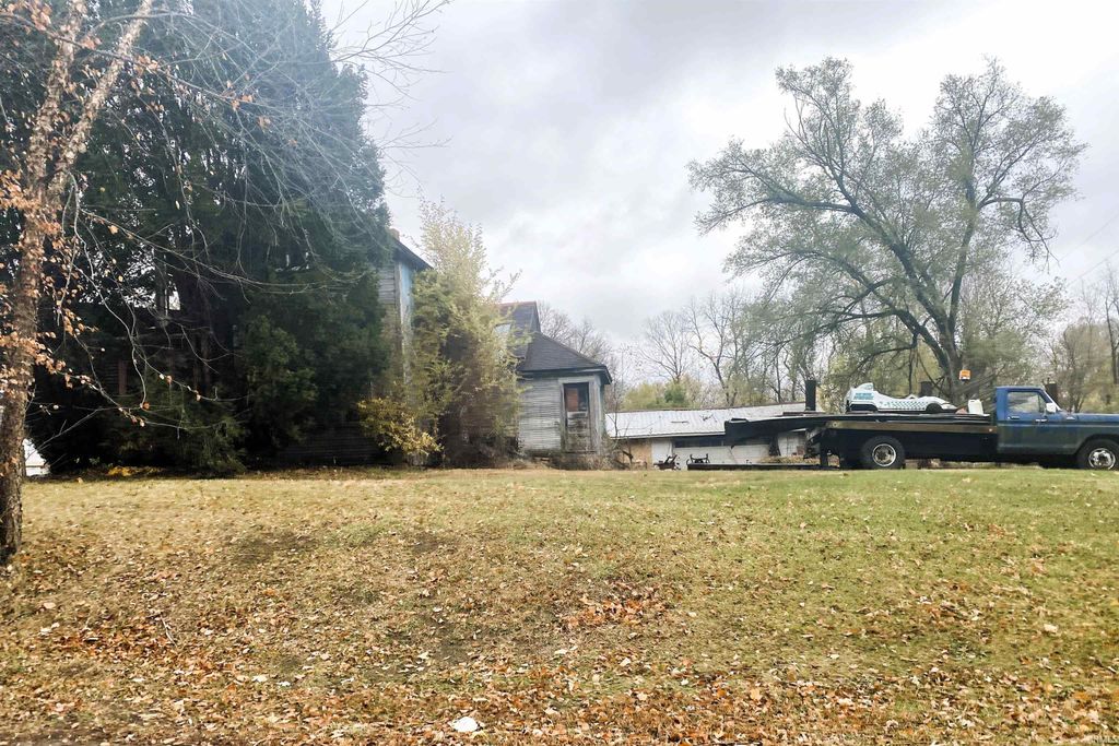 Photo of 405 S River Extension, North Manchester, IN 46962 (MLS # 202608850)