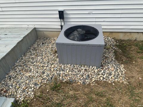 Tiny photo for 605 Man-Chester Drive, Rochester, IN 46975 (MLS # 202534127)