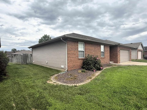 Tiny photo for 12845 KENAI Drive, Evansville, IN 47725 (MLS # 202624852)