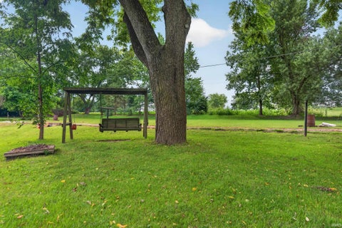 Tiny photo for 586 N 800 W 27, Converse, IN 46919 (MLS # 202636897)