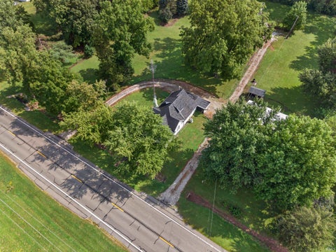 Tiny photo for 586 N 800 W 27, Converse, IN 46919 (MLS # 202636897)
