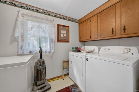 Tiny photo for 586 N 800 W 27, Converse, IN 46919 (MLS # 202636897)
