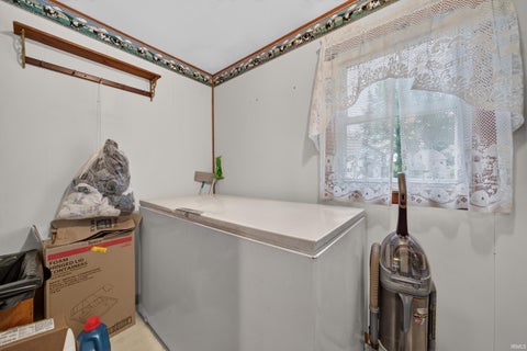Tiny photo for 586 N 800 W 27, Converse, IN 46919 (MLS # 202636897)