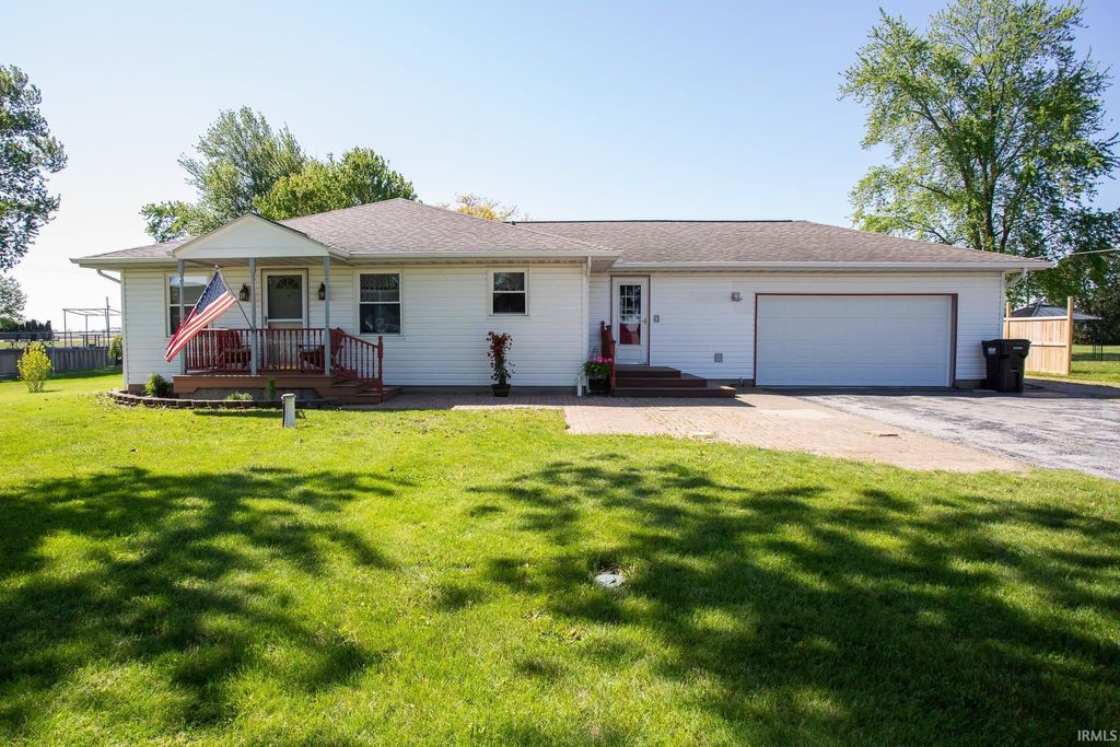 Photo of 2906 E 1200 N, Yoder, IN 46798 (MLS # 202616685)