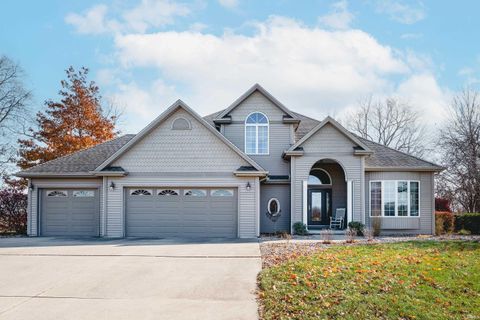 Photo of 4477 Deere Trail Court, Rochester, IN 46975 (MLS # 202616607)
