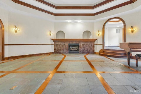Tiny photo for 5500 E Ariel Way, Bloomington, IN 47408 (MLS # 202638321)