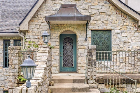Tiny photo for 5500 E Ariel Way, Bloomington, IN 47408 (MLS # 202638321)