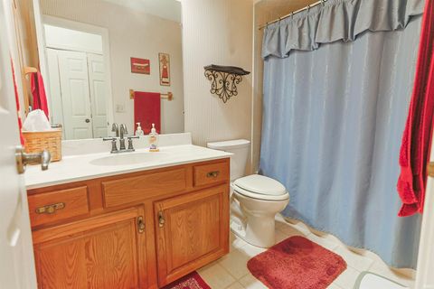 Tiny photo for 18375 Farm Lane, South Bend, IN 46637 (MLS # 202624764)