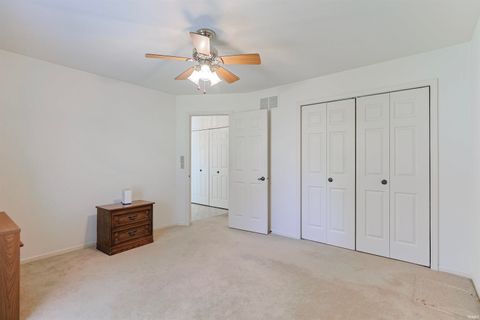 Tiny photo for 18375 Farm Lane, South Bend, IN 46637 (MLS # 202624764)