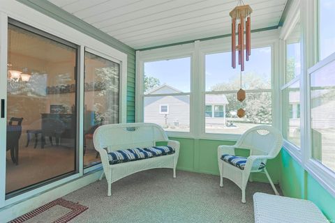 Tiny photo for 18375 Farm Lane, South Bend, IN 46637 (MLS # 202624764)
