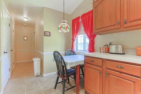 Tiny photo for 18375 Farm Lane, South Bend, IN 46637 (MLS # 202624764)