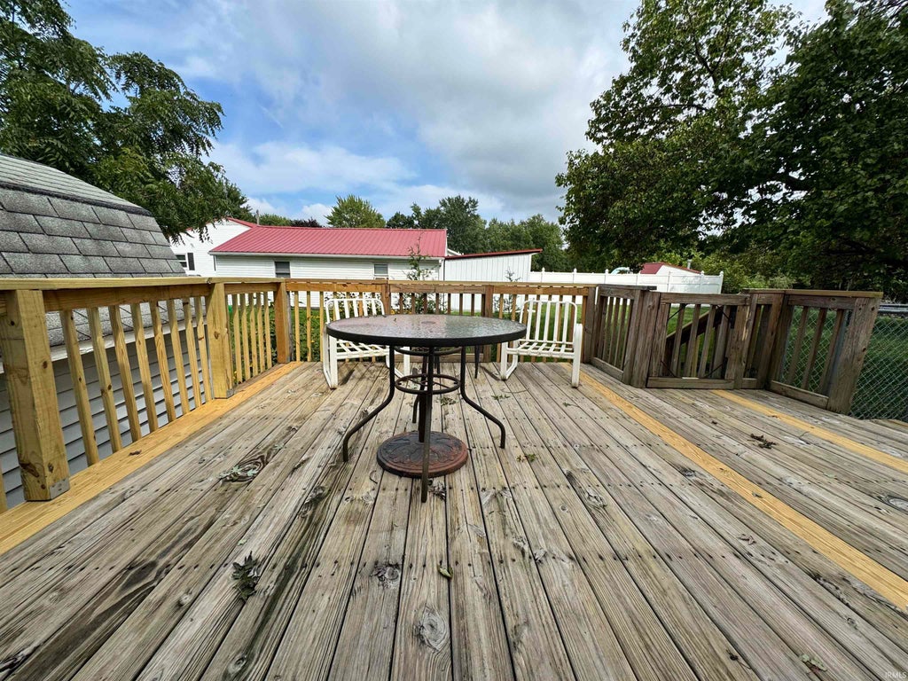 Photo of 402 S Higbee Street, Milford, IN 46542 (MLS # 202633342)