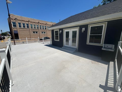 Tiny photo for 619 N 2nd Street, Vincennes, IN 47591 (MLS # 202621387)