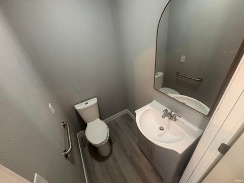 Tiny photo for 619 N 2nd Street, Vincennes, IN 47591 (MLS # 202621387)