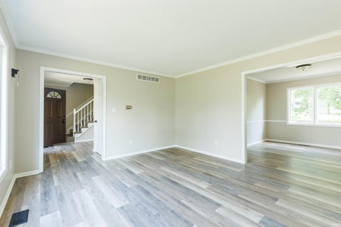 Tiny photo for 1303 Winnsboro Pass, Fort Wayne, IN 46845 (MLS # 202623225)
