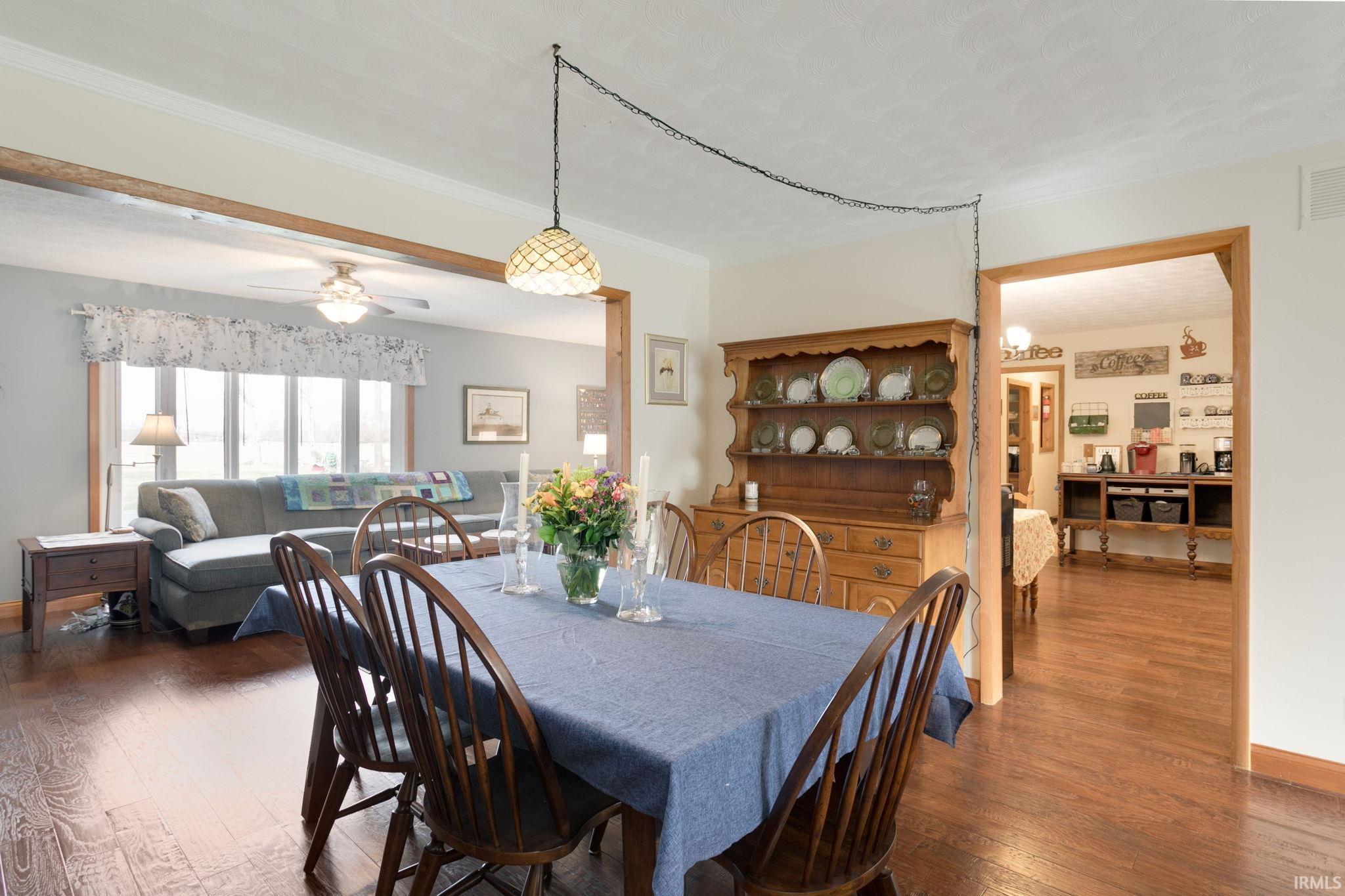 Mishawaka, Indiana 46545, United States, 4 Bedrooms Bedrooms, ,2 BathroomsBathrooms,Residential,Pending,92410