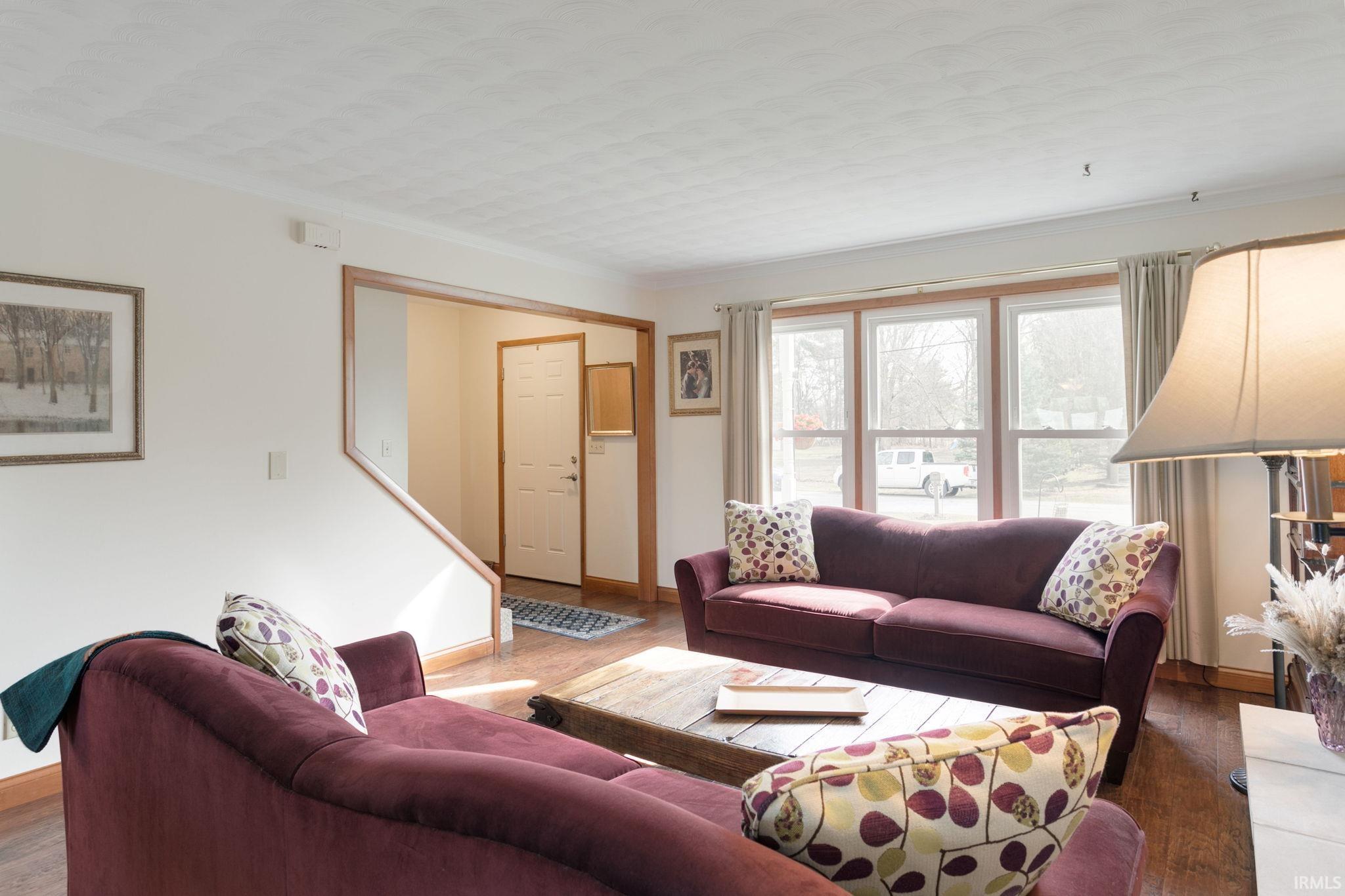 Mishawaka, Indiana 46545, United States, 4 Bedrooms Bedrooms, ,2 BathroomsBathrooms,Residential,Pending,92410